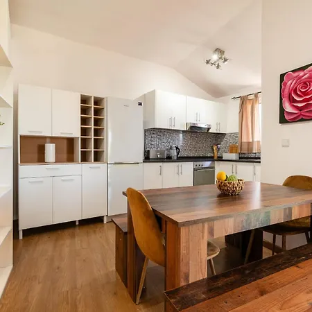 Casa Santos- Arco da Calheta (Madeira)