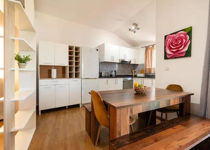 Casa Santos- アルコ・ダ・カリェタ